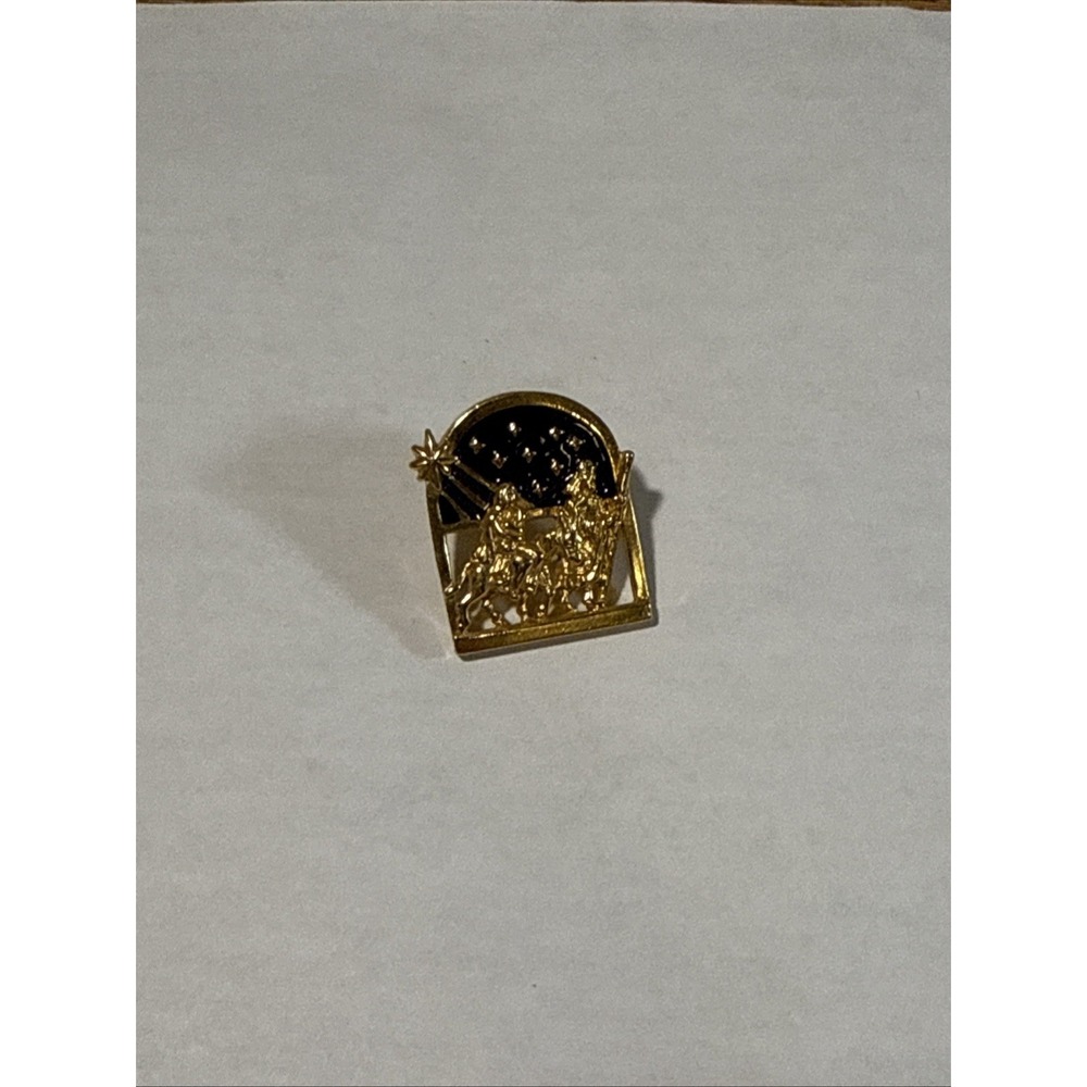 Avon Golden Holy Family Travel Night Stars Pin Joseph Mary Jesus Religious Lapel